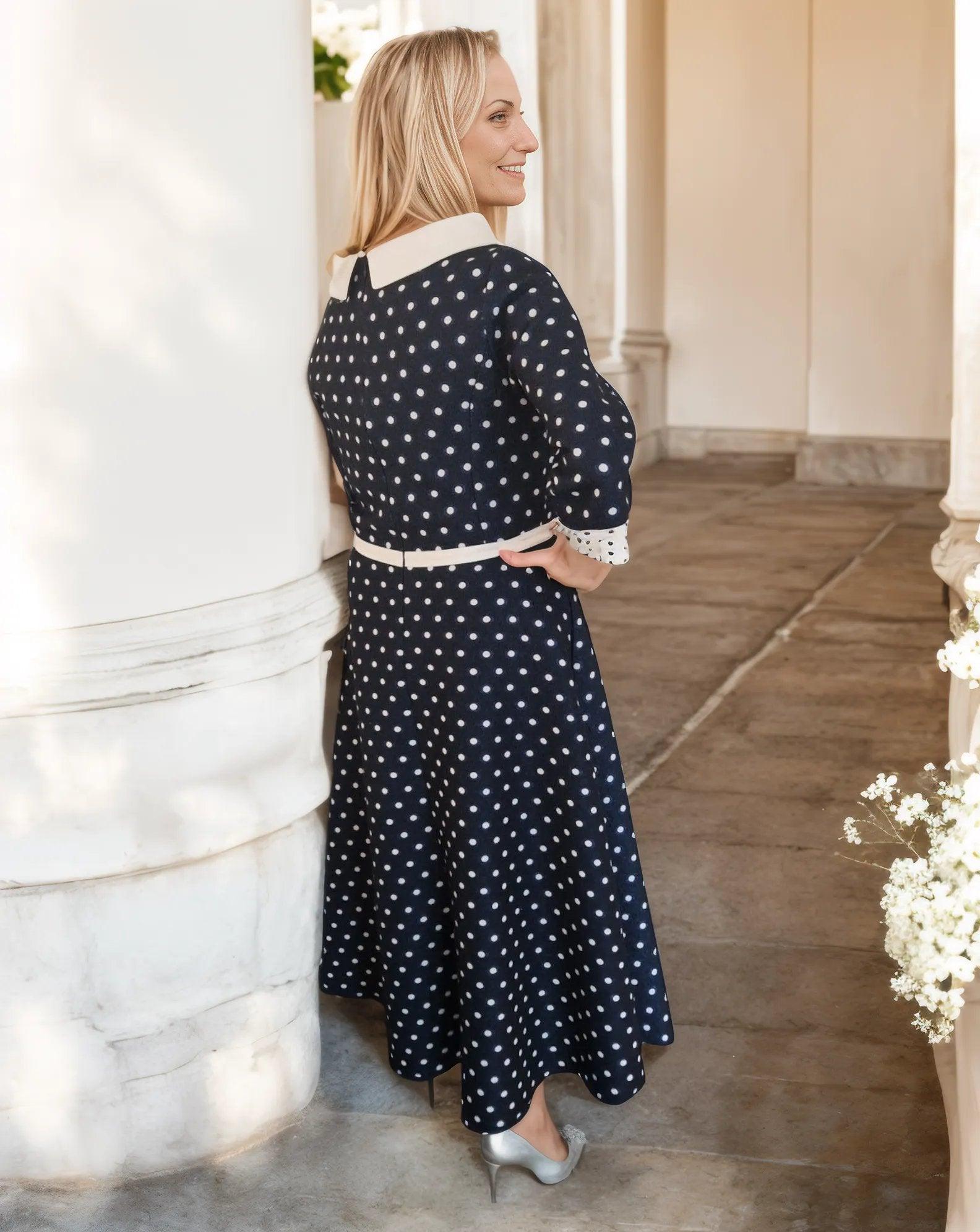Lizabella Dress 2526 Spots - Signature Dress