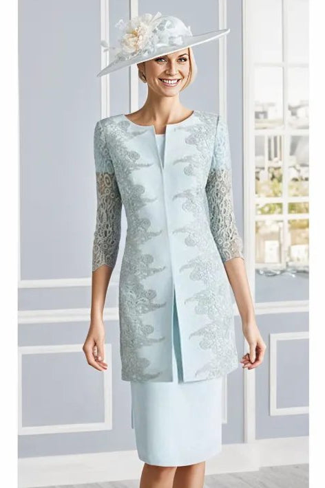 Elegant two-piece outfit: dress with embroidered details on the waistline, short-sleeved jacket with round neckline and contrasting embroidered patterns on three quarter length sleeves. Concealed back zipper and fully lined. Floral print and round neckline with hook and eye fastening.