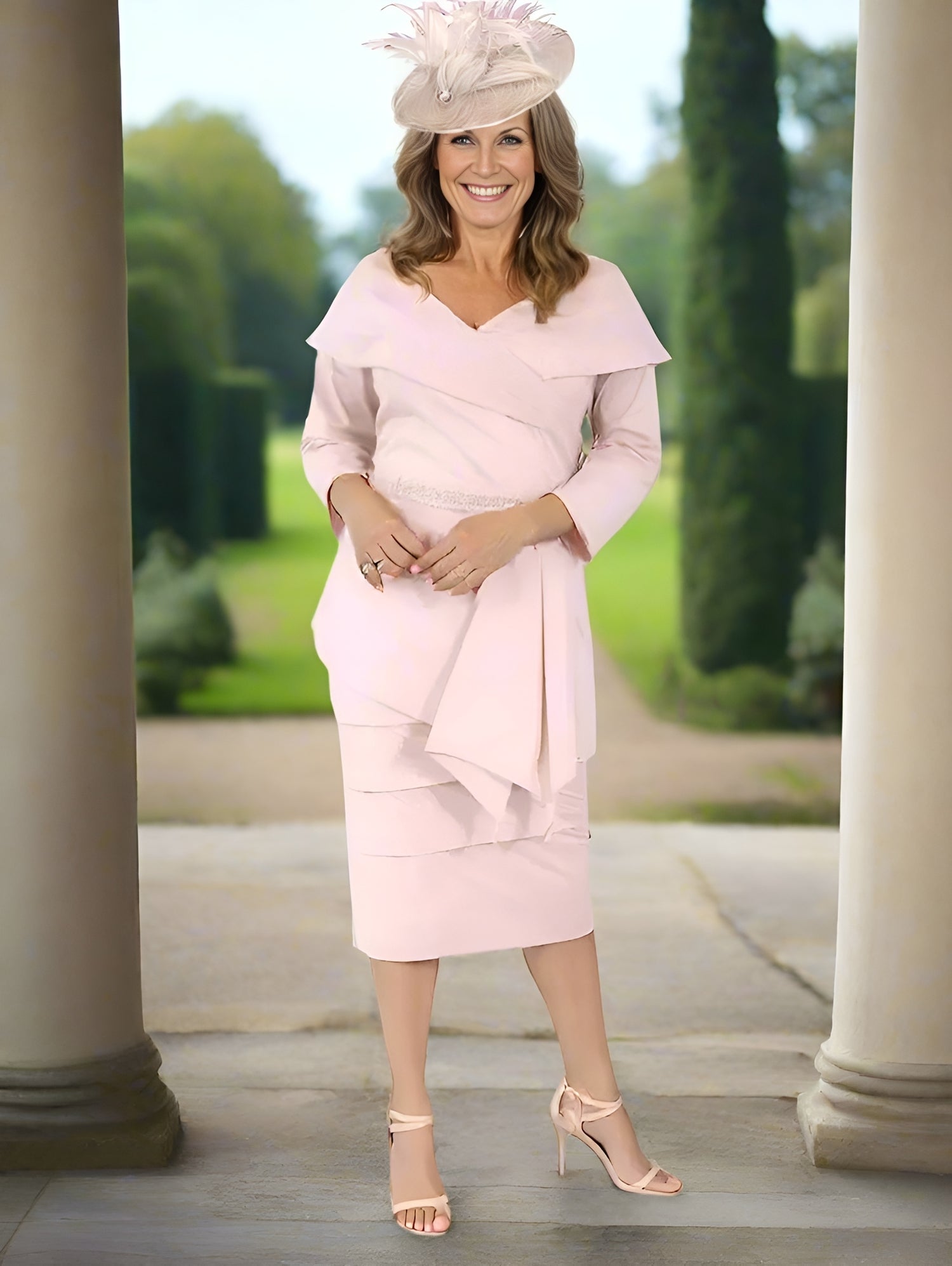 Get dressed up and feel good doing it in this stunning gown from Dressed Up by Veromia. Features include 3/4 sleeves, statement shoulder details, embellishment to the waist, gathered fabric that falls beautifully to the midsection and a tiered skirt. This gown has so many details and each of them is as beautiful and flattering as the next.


Colour: Pink